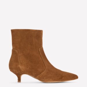 Kitten Heel Ankle Boot-Cognac