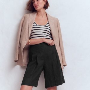 Highbury Pleated Linen Shorts-Black